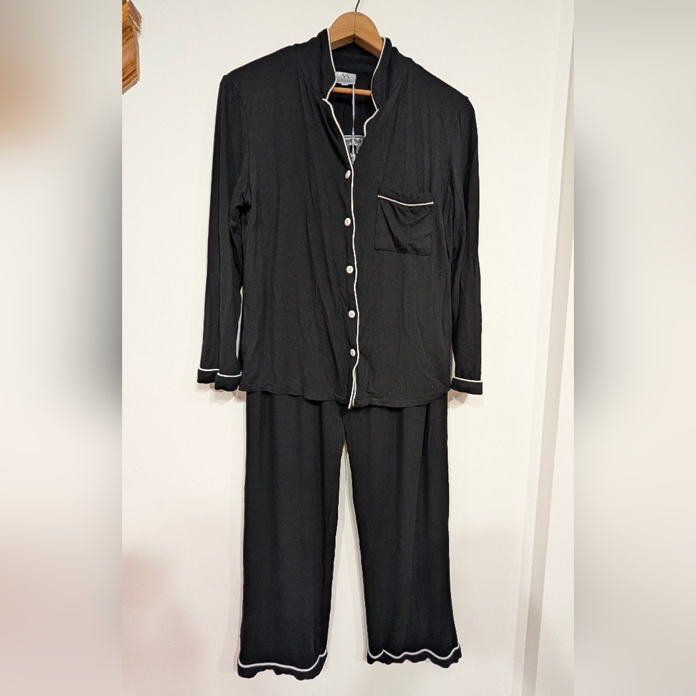 SS Weddings Women's Large Long Sleeve Black Pajama Set with White Trim